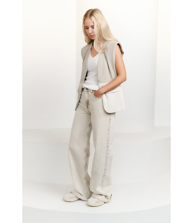 Yaya 01-501068-507 Blazer with satin details