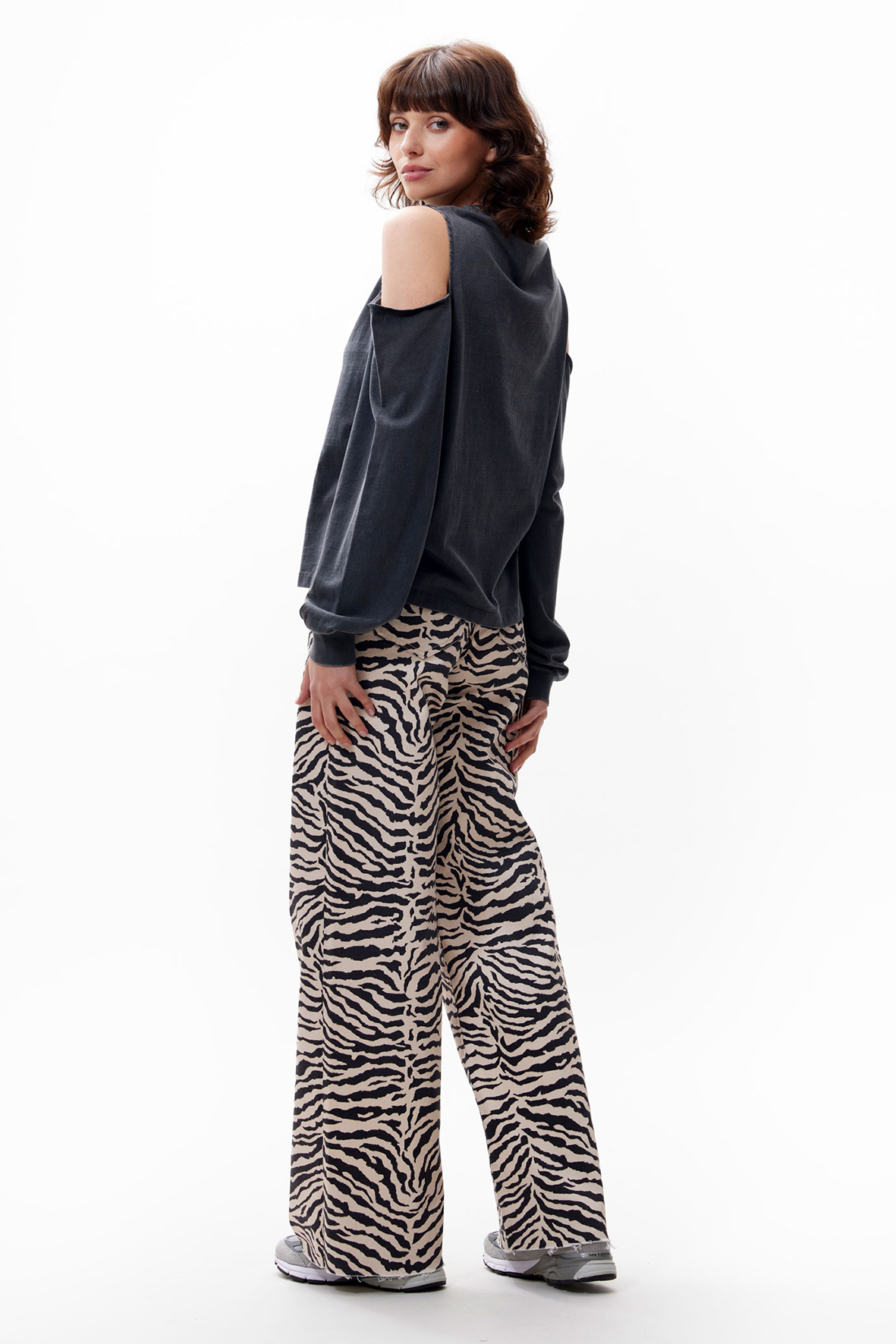 https://cdn.webshopapp.com/shops/223274/files/479515216/file.jpg