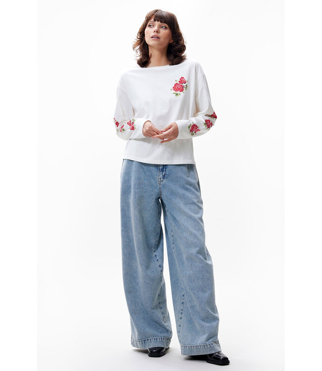 Catwalk Junkie 2503020403 Graphic long sleeve