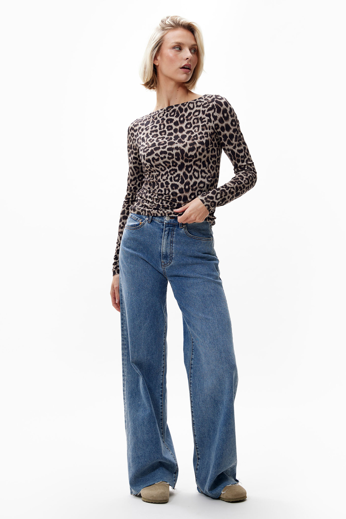 https://cdn.webshopapp.com/shops/223274/files/479517614/file.jpg