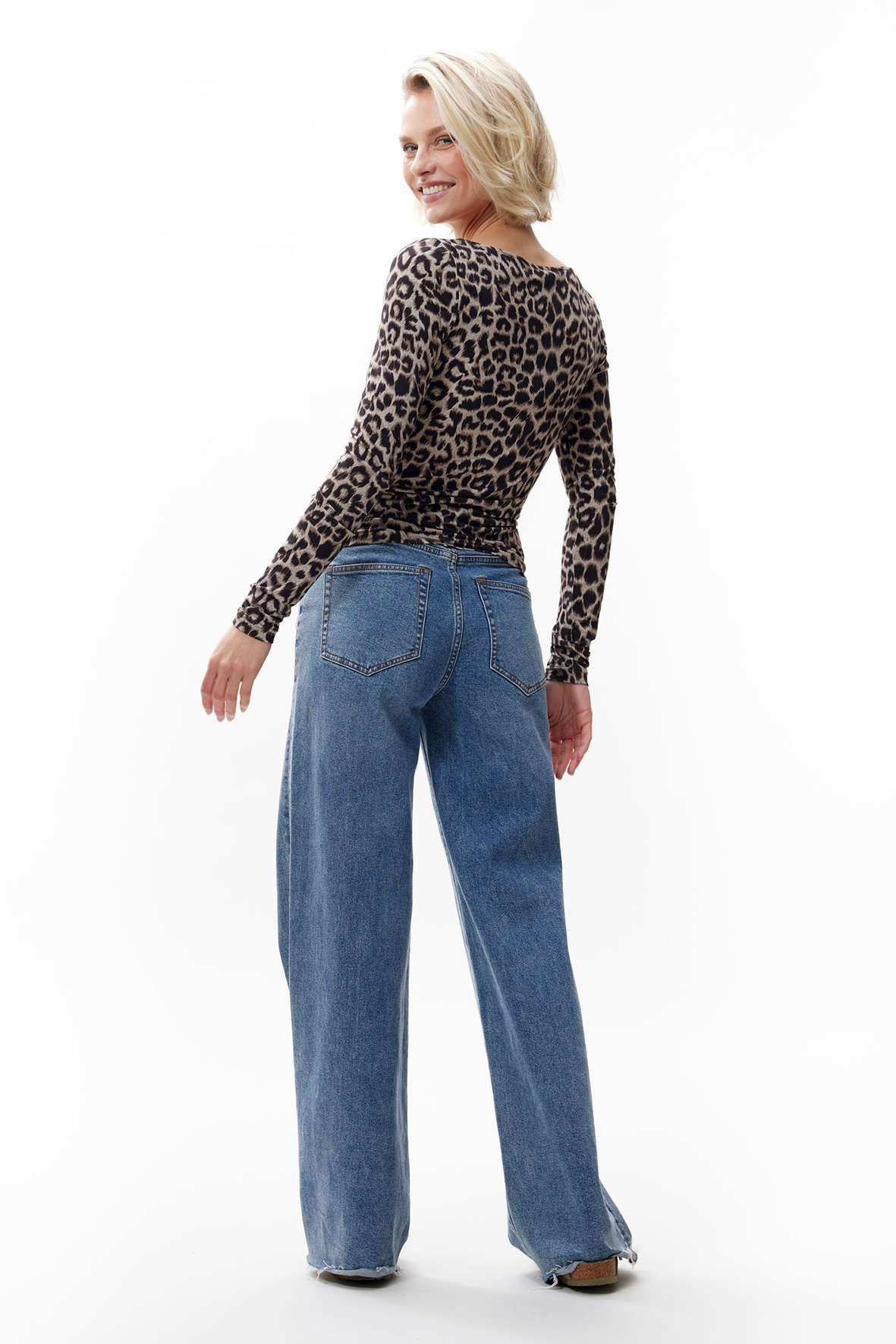 https://cdn.webshopapp.com/shops/223274/files/479517615/file.jpg