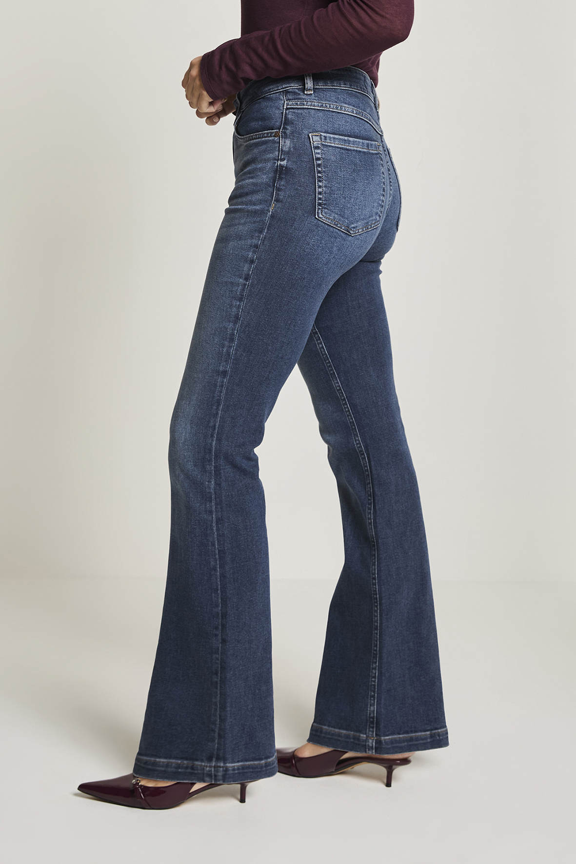 https://cdn.webshopapp.com/shops/223274/files/479532200/file.jpg