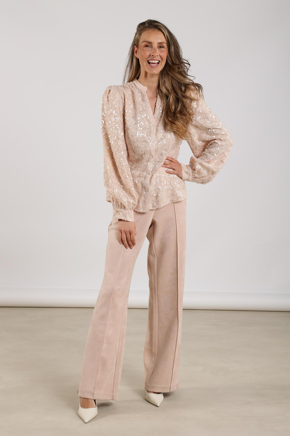 https://cdn.webshopapp.com/shops/223274/files/479631511/file.jpg