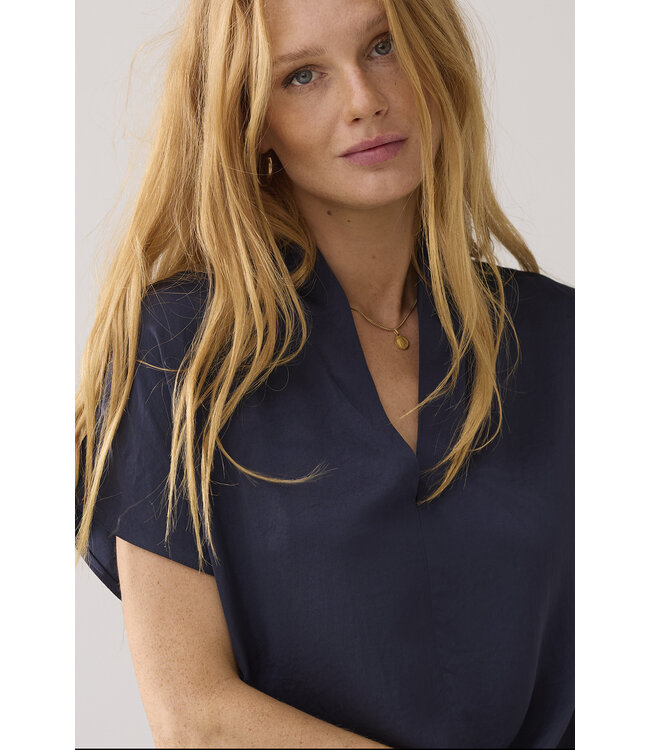 Summum Woman 2s3324-11817 V-hals top glanzend