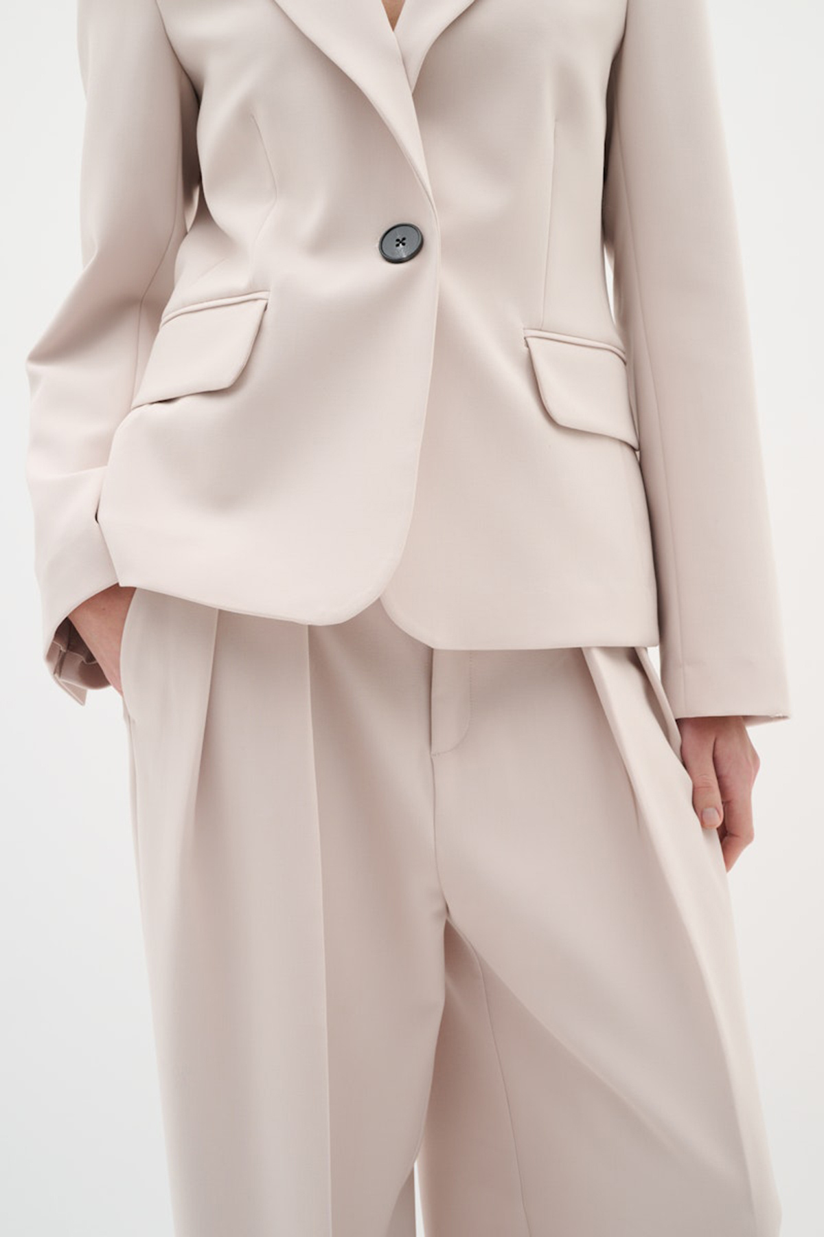 https://cdn.webshopapp.com/shops/223274/files/480340221/file.jpg