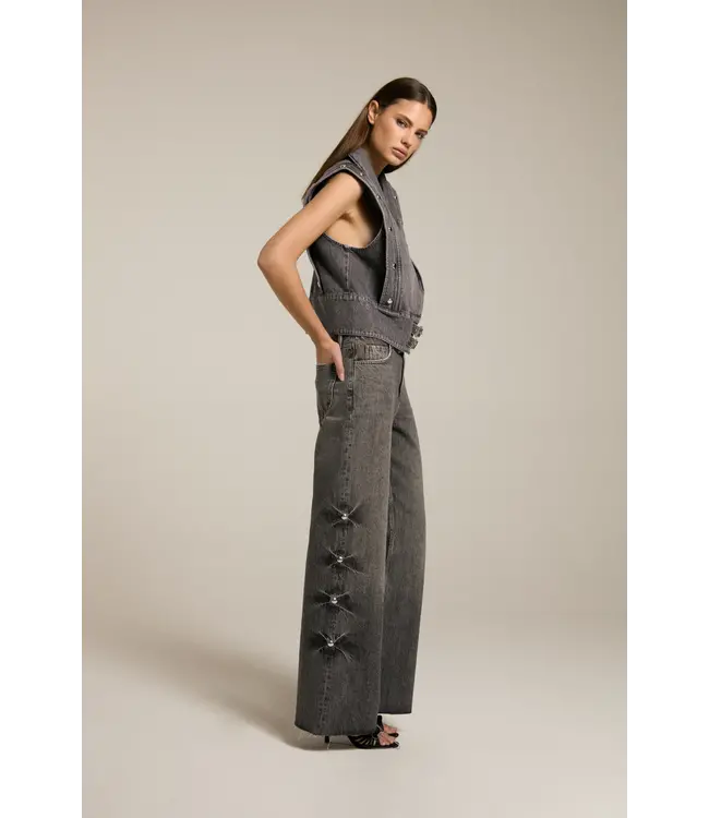 Homage H-CW25M49 Mid Waist Wide Leg Jeans With Big Studs