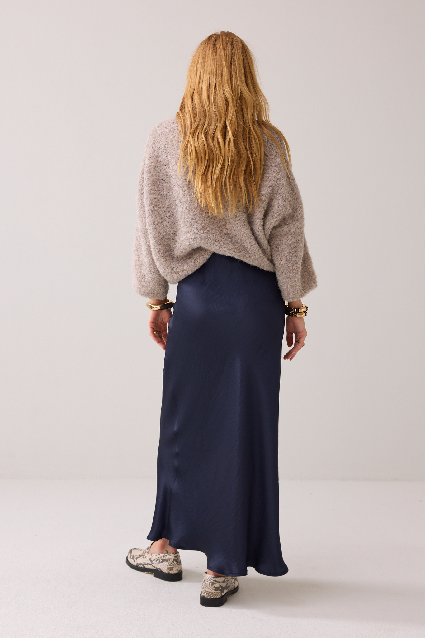https://cdn.webshopapp.com/shops/223274/files/480583772/file.jpg