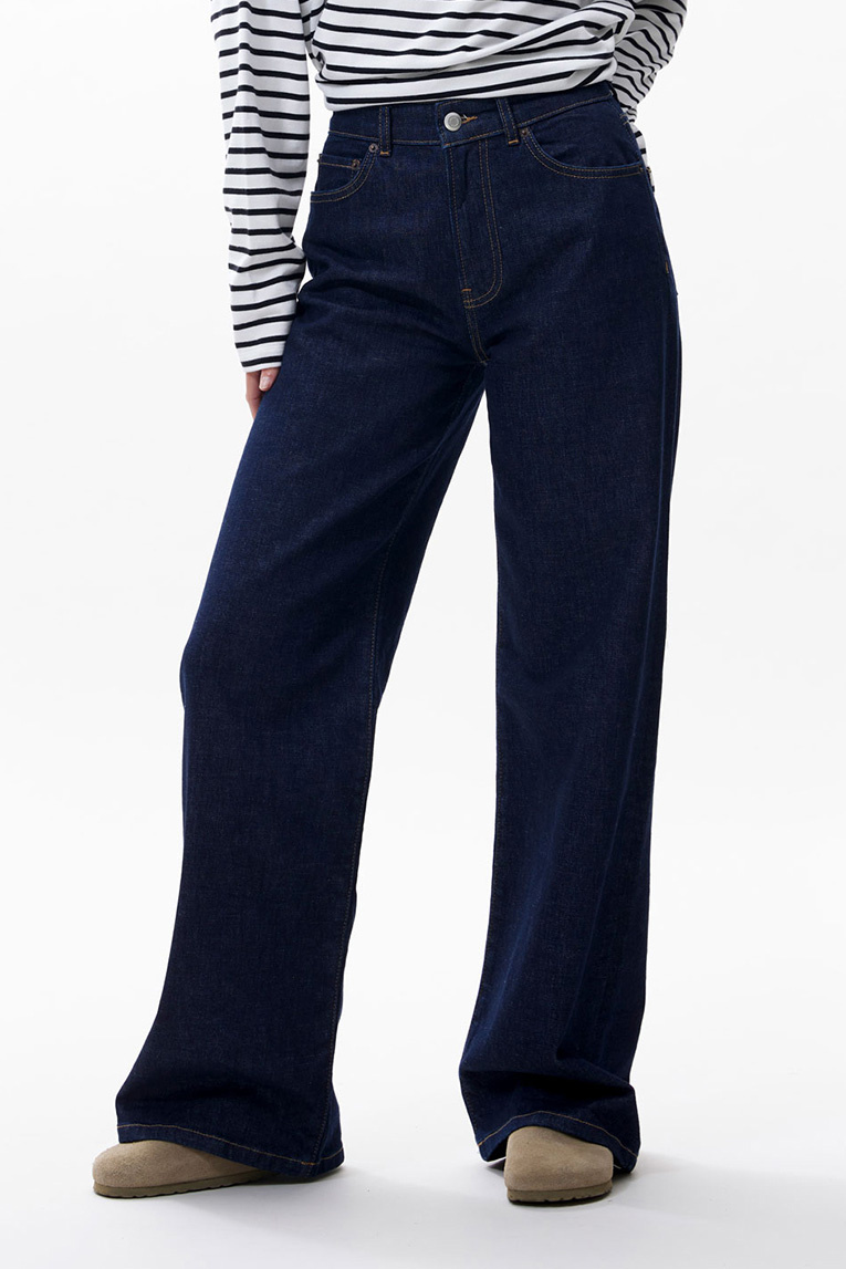 https://cdn.webshopapp.com/shops/223274/files/481140133/file.jpg