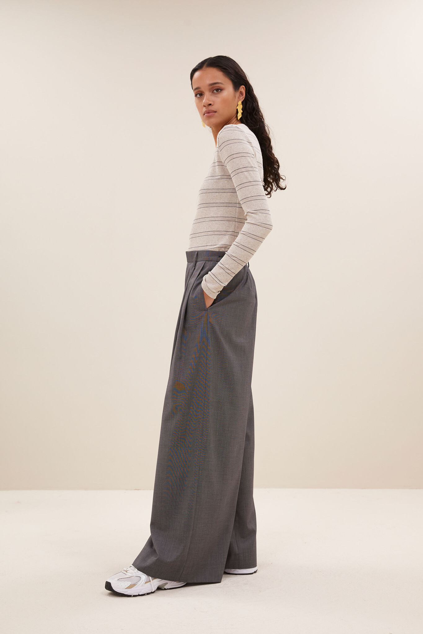 https://cdn.webshopapp.com/shops/223274/files/481140709/file.jpg