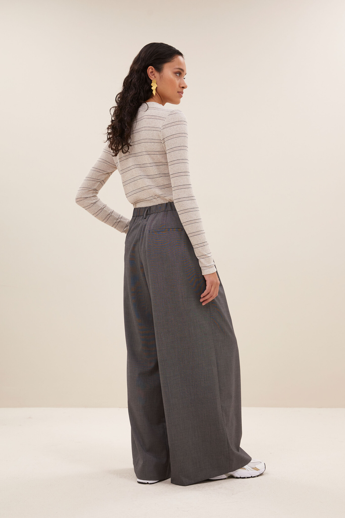 https://cdn.webshopapp.com/shops/223274/files/481140717/file.jpg