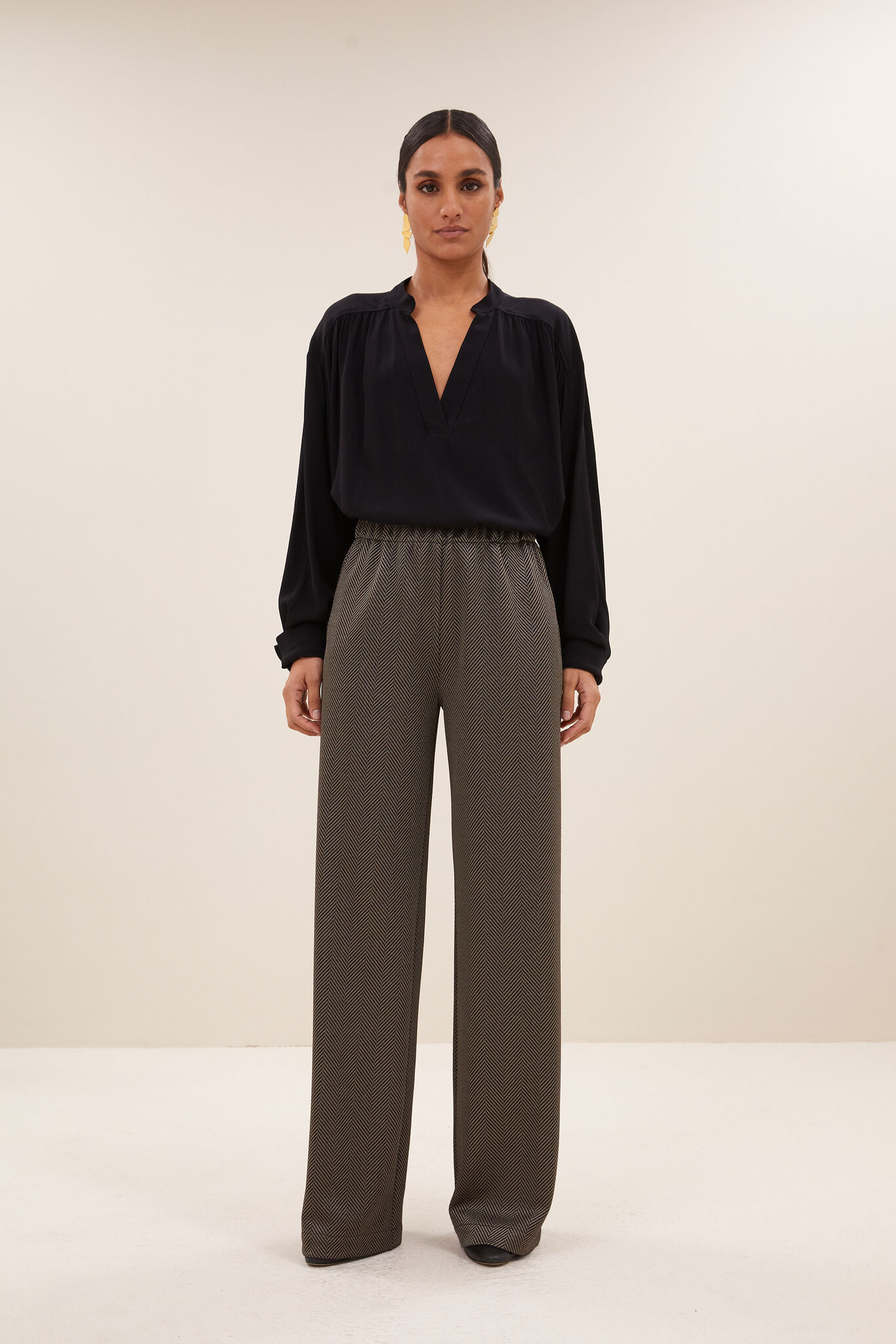 https://cdn.webshopapp.com/shops/223274/files/481150639/file.jpg