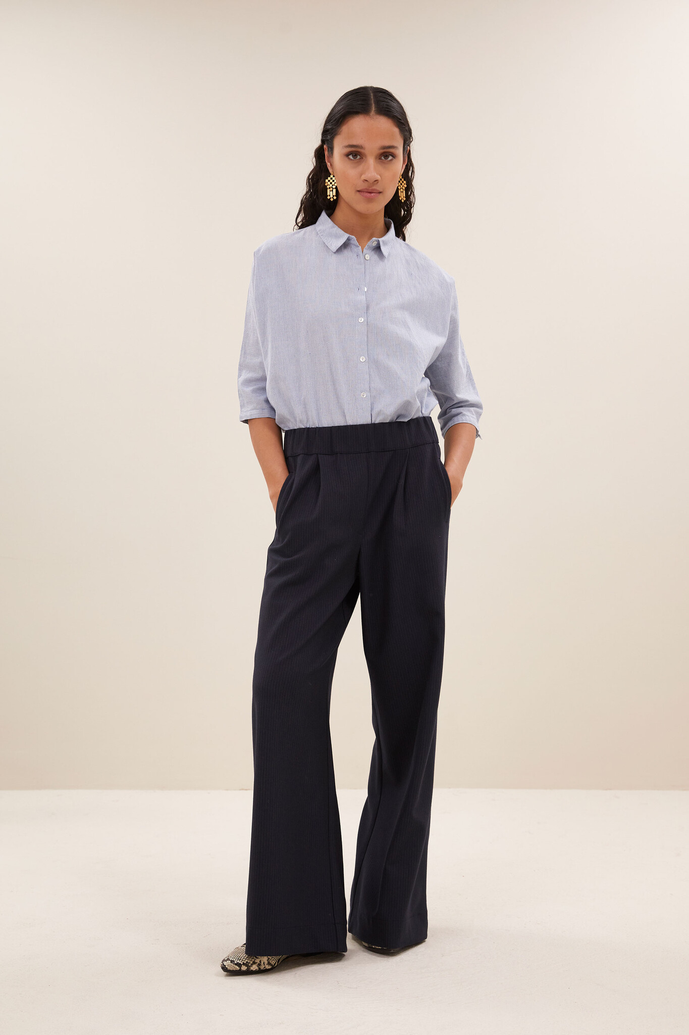 https://cdn.webshopapp.com/shops/223274/files/481151174/file.jpg