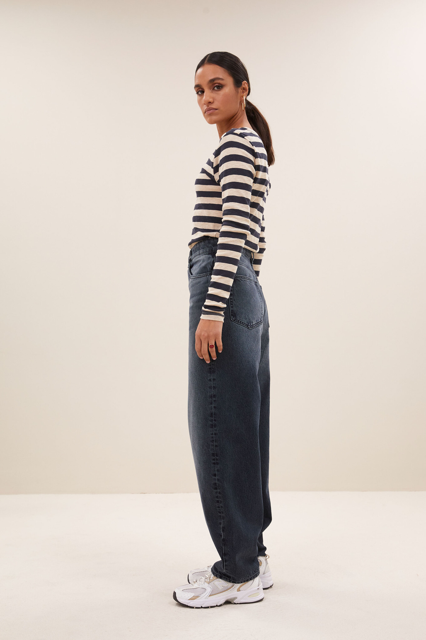 https://cdn.webshopapp.com/shops/223274/files/481151491/file.jpg