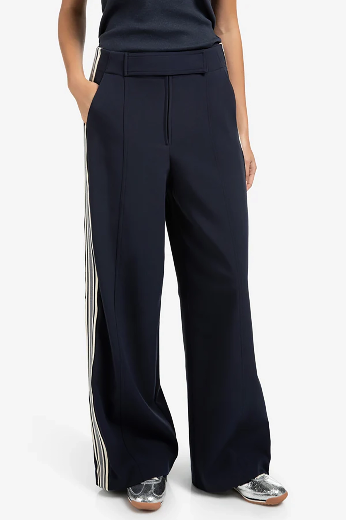 https://cdn.webshopapp.com/shops/223274/files/481191194/file.jpg