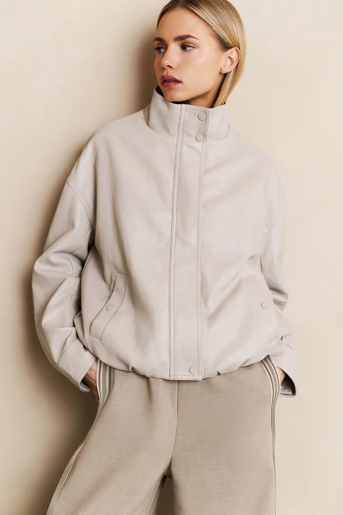 https://cdn.webshopapp.com/shops/223274/files/481192669/file.jpg