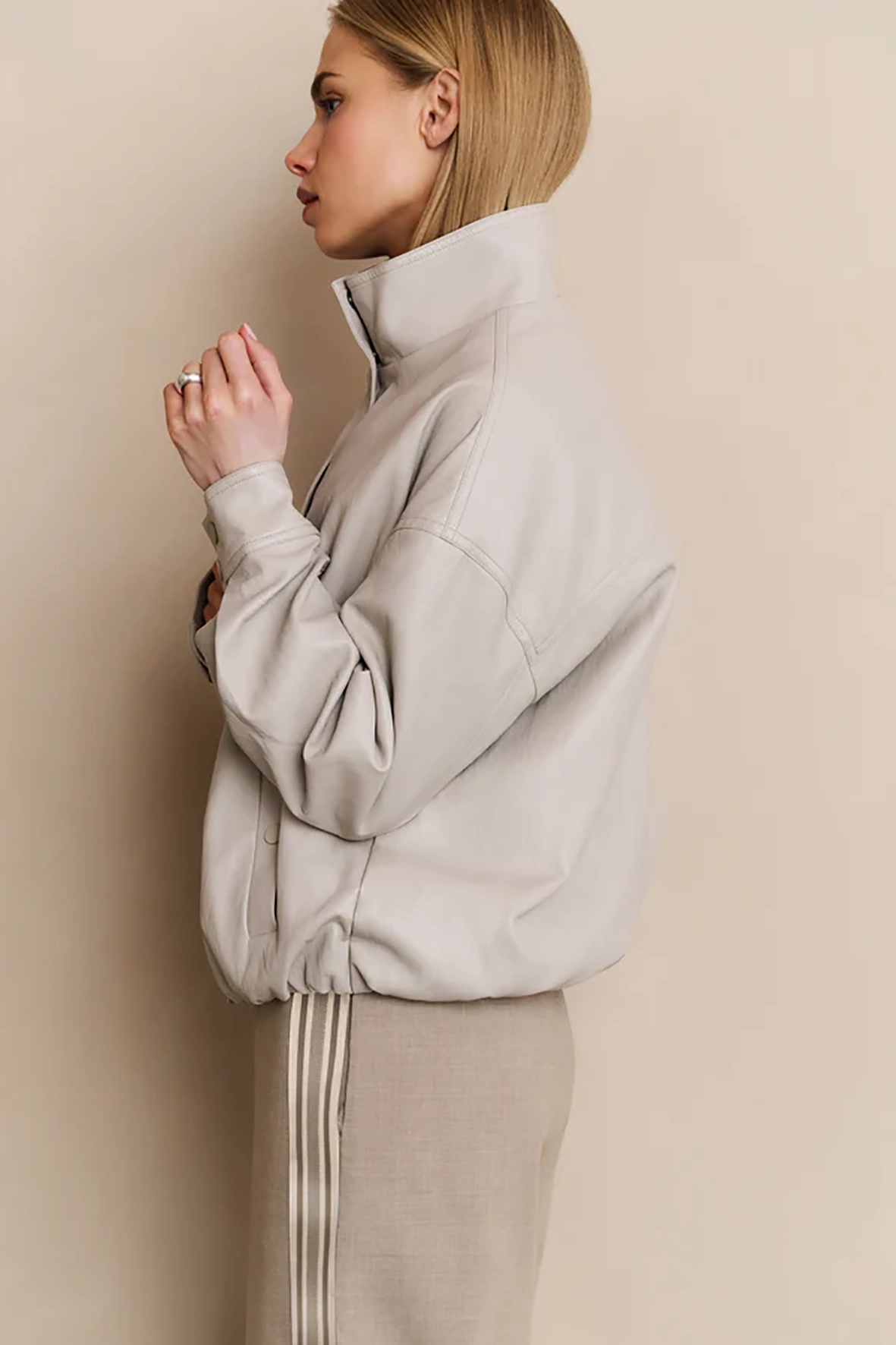 https://cdn.webshopapp.com/shops/223274/files/481192673/file.jpg