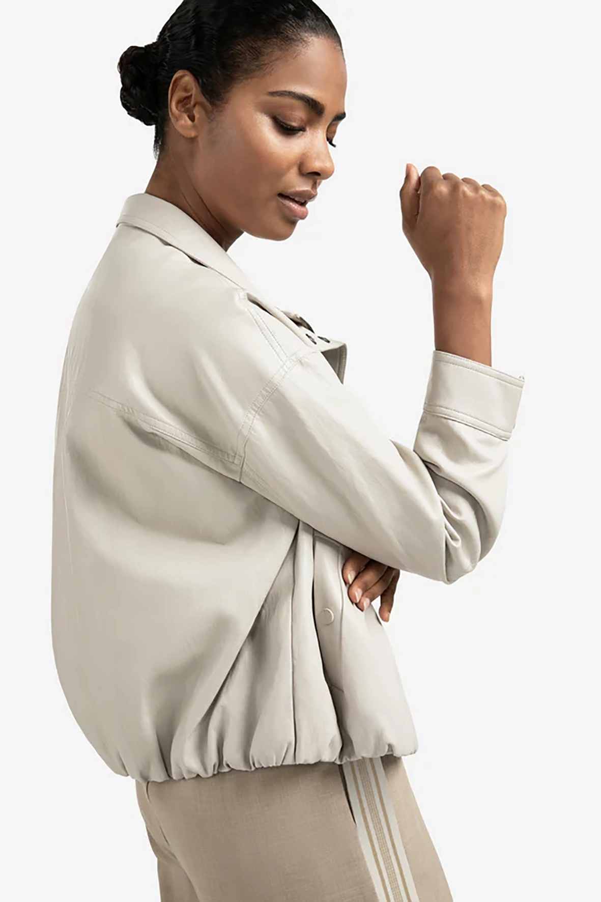 https://cdn.webshopapp.com/shops/223274/files/481192689/file.jpg
