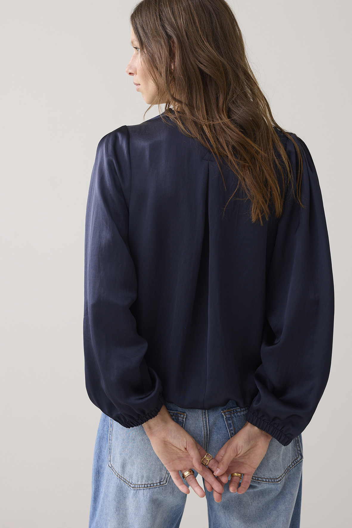 https://cdn.webshopapp.com/shops/223274/files/481303869/file.jpg