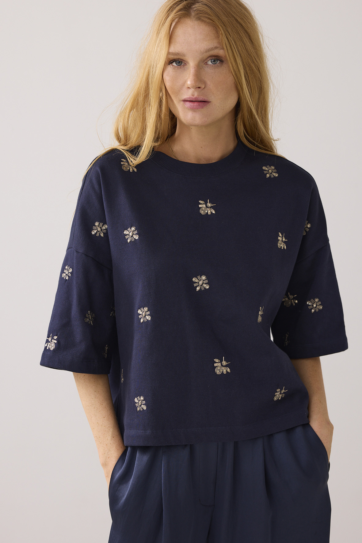 https://cdn.webshopapp.com/shops/223274/files/481305975/file.jpg