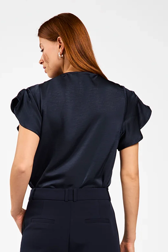 https://cdn.webshopapp.com/shops/223274/files/481313186/file.jpg
