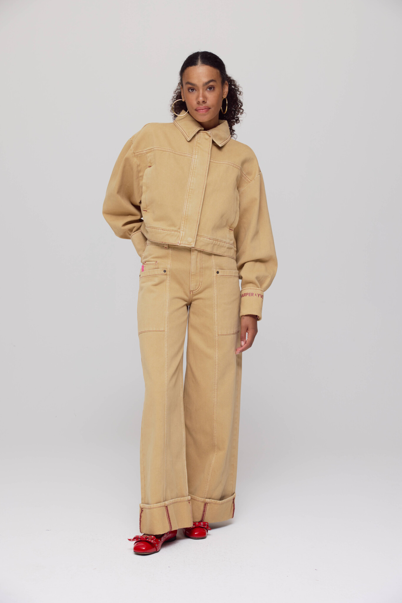https://cdn.webshopapp.com/shops/223274/files/481523372/file.jpg