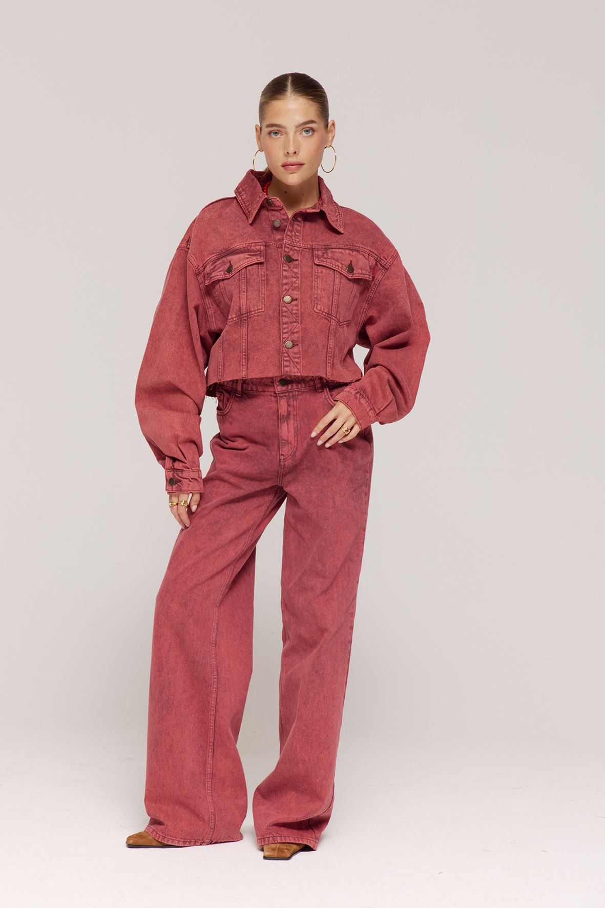 https://cdn.webshopapp.com/shops/223274/files/481524440/file.jpg