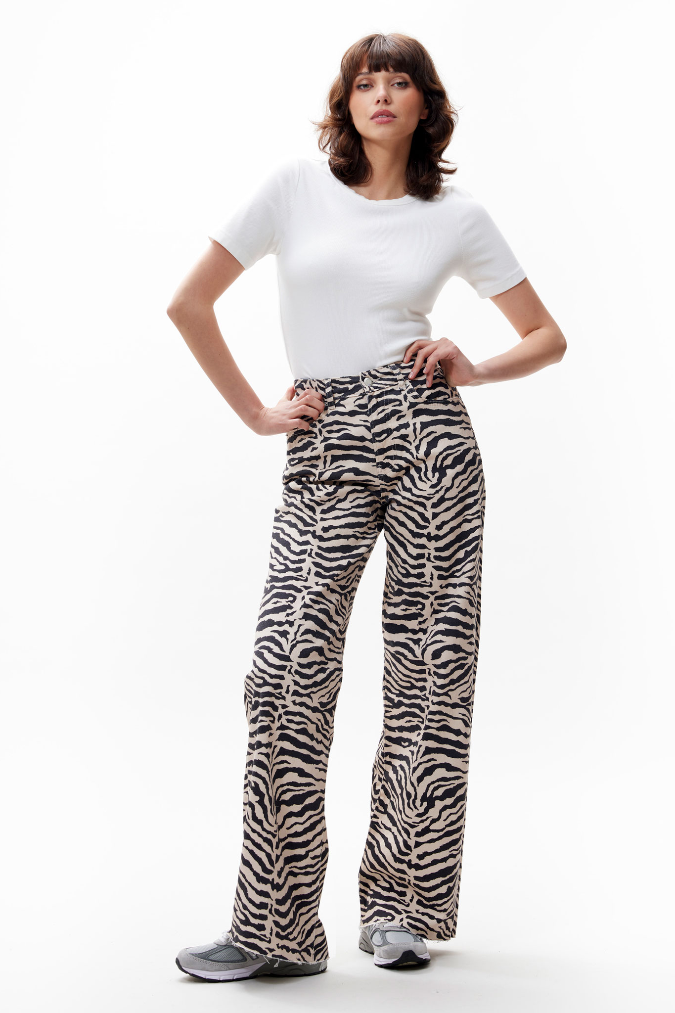 https://cdn.webshopapp.com/shops/223274/files/481627532/file.jpg