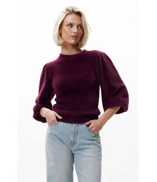 Catwalk Junkie Sleeve knit