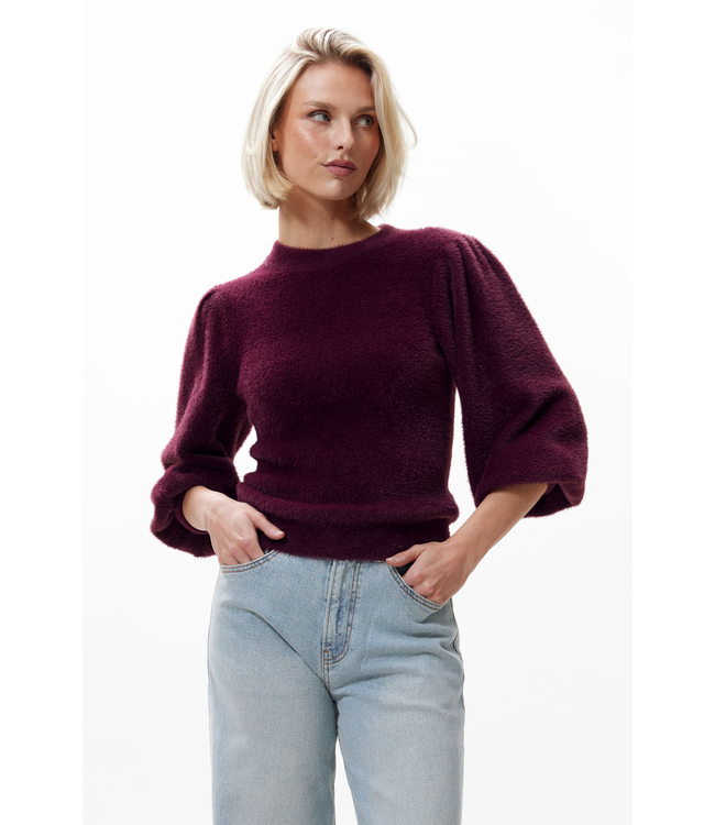 Catwalk Junkie Sleeve knit