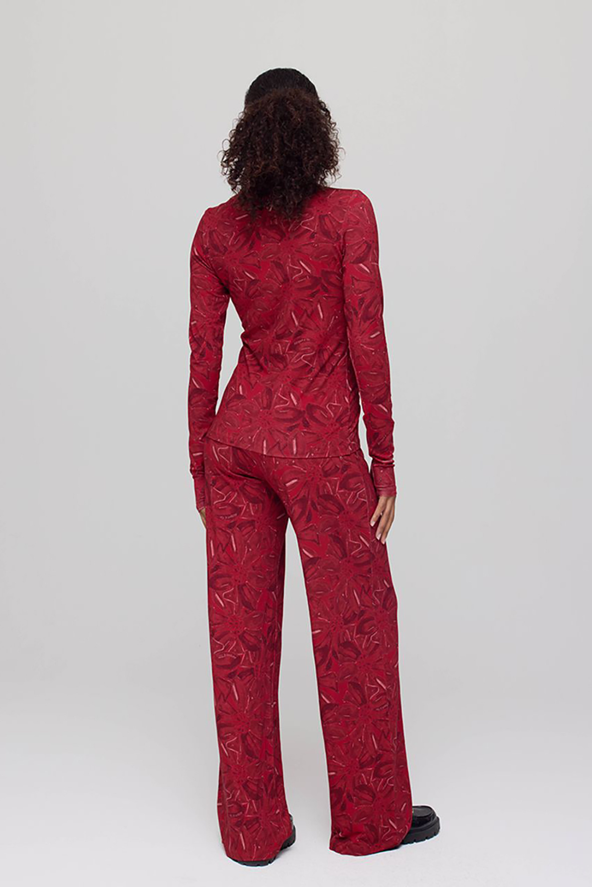https://cdn.webshopapp.com/shops/223274/files/481684634/file.jpg