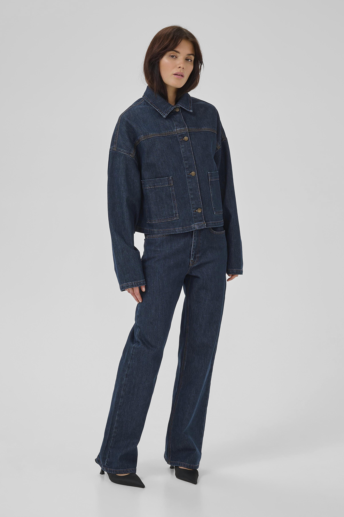 https://cdn.webshopapp.com/shops/223274/files/481699328/file.jpg