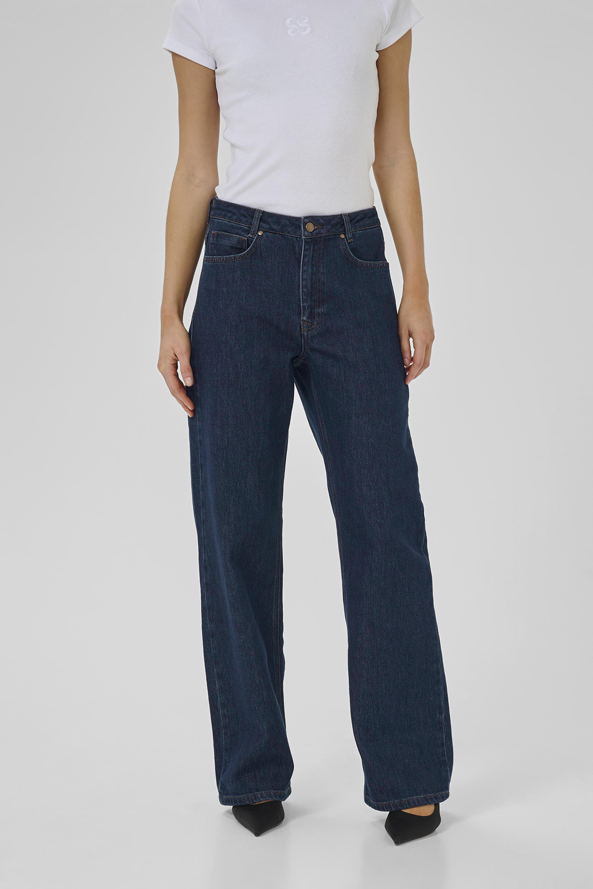 https://cdn.webshopapp.com/shops/223274/files/481711955/file.jpg