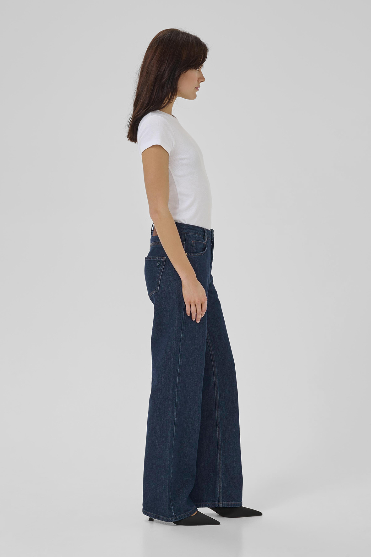https://cdn.webshopapp.com/shops/223274/files/481711967/file.jpg