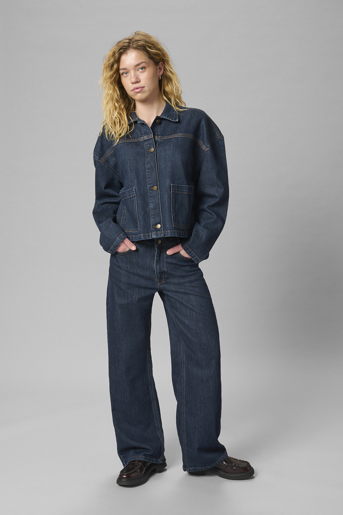 https://cdn.webshopapp.com/shops/223274/files/481712003/file.jpg