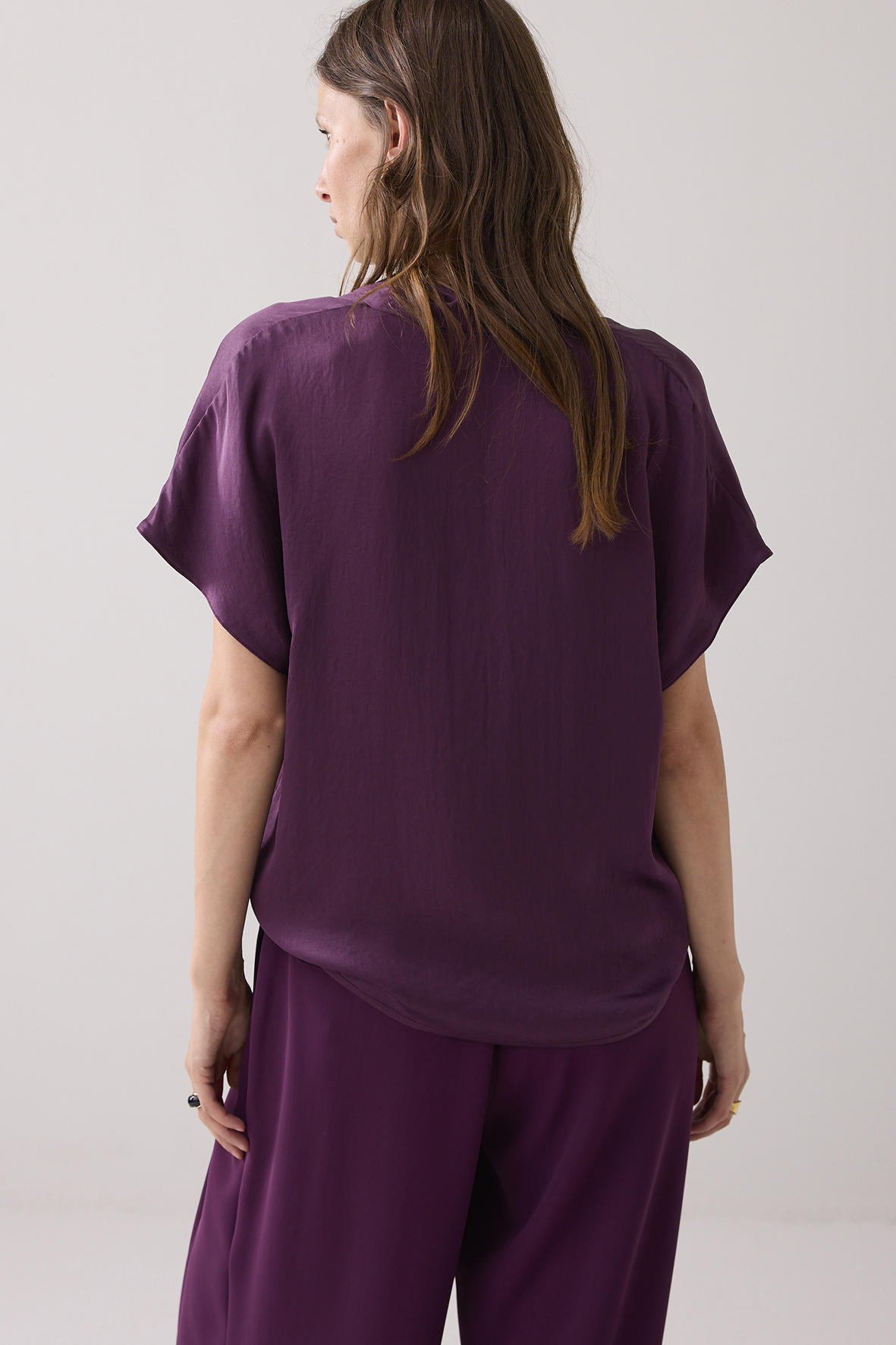 https://cdn.webshopapp.com/shops/223274/files/481715164/file.jpg