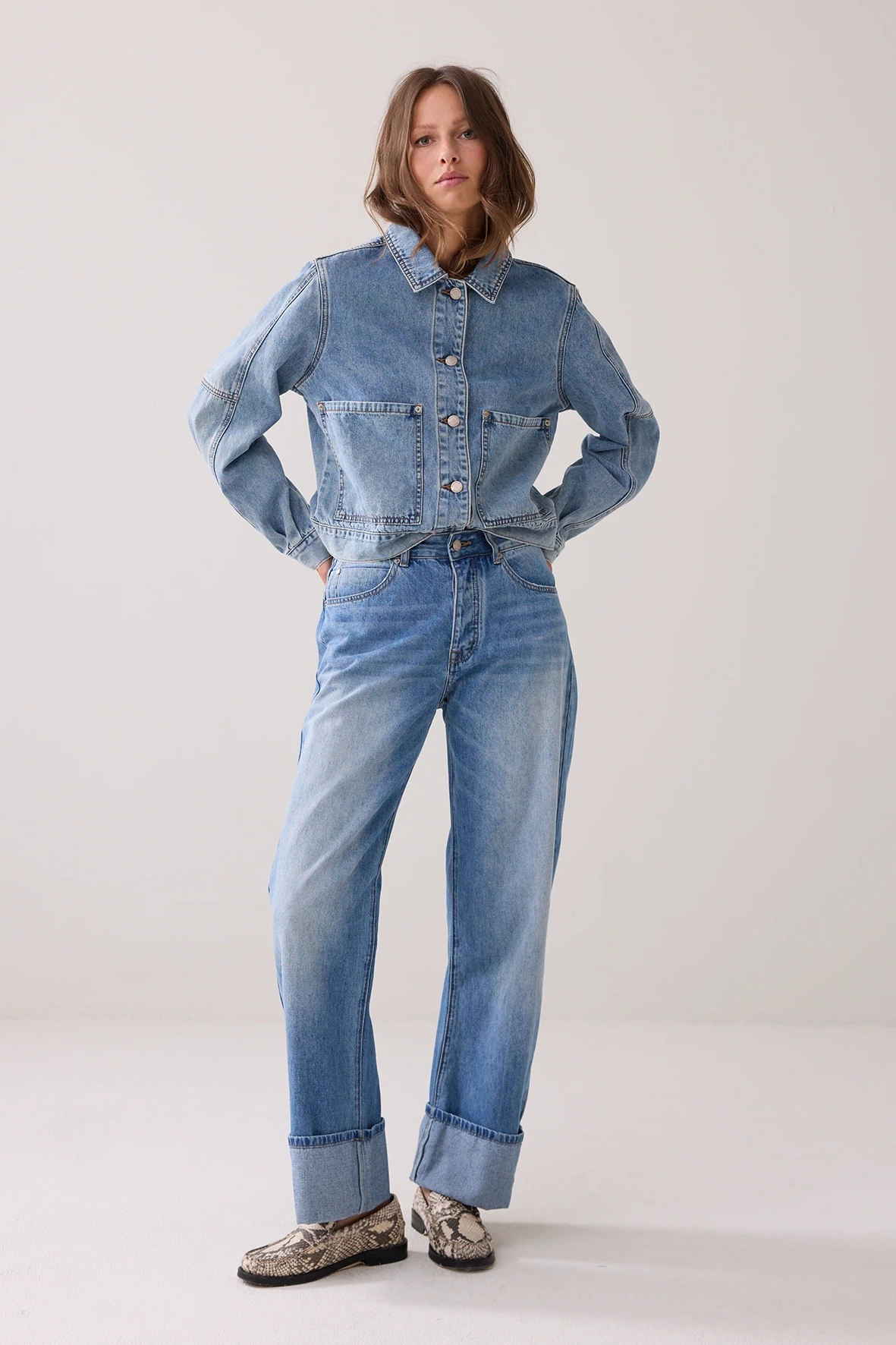 https://cdn.webshopapp.com/shops/223274/files/481716841/file.jpg