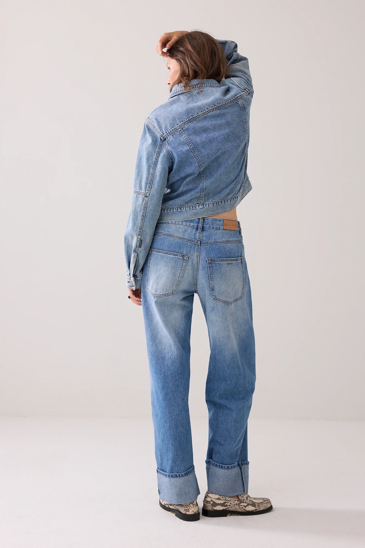 https://cdn.webshopapp.com/shops/223274/files/481716845/file.jpg