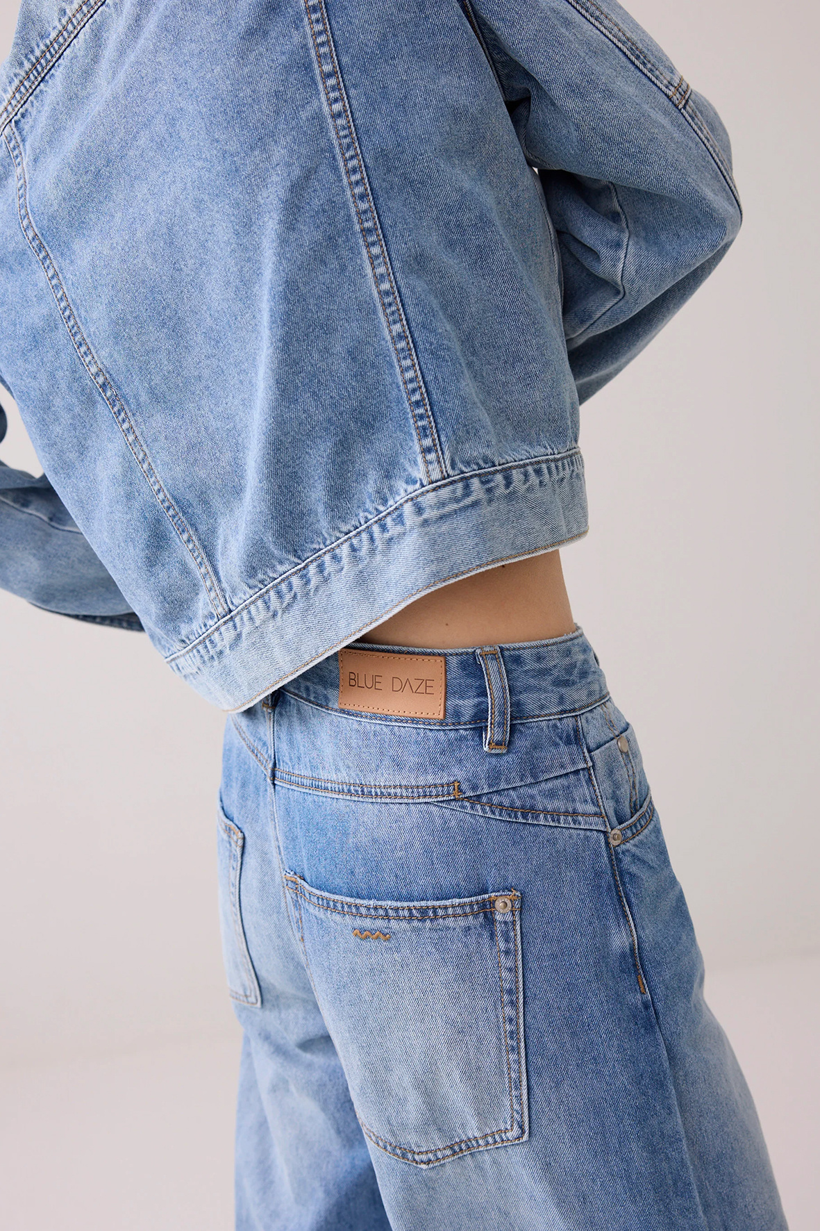 https://cdn.webshopapp.com/shops/223274/files/481716846/file.jpg