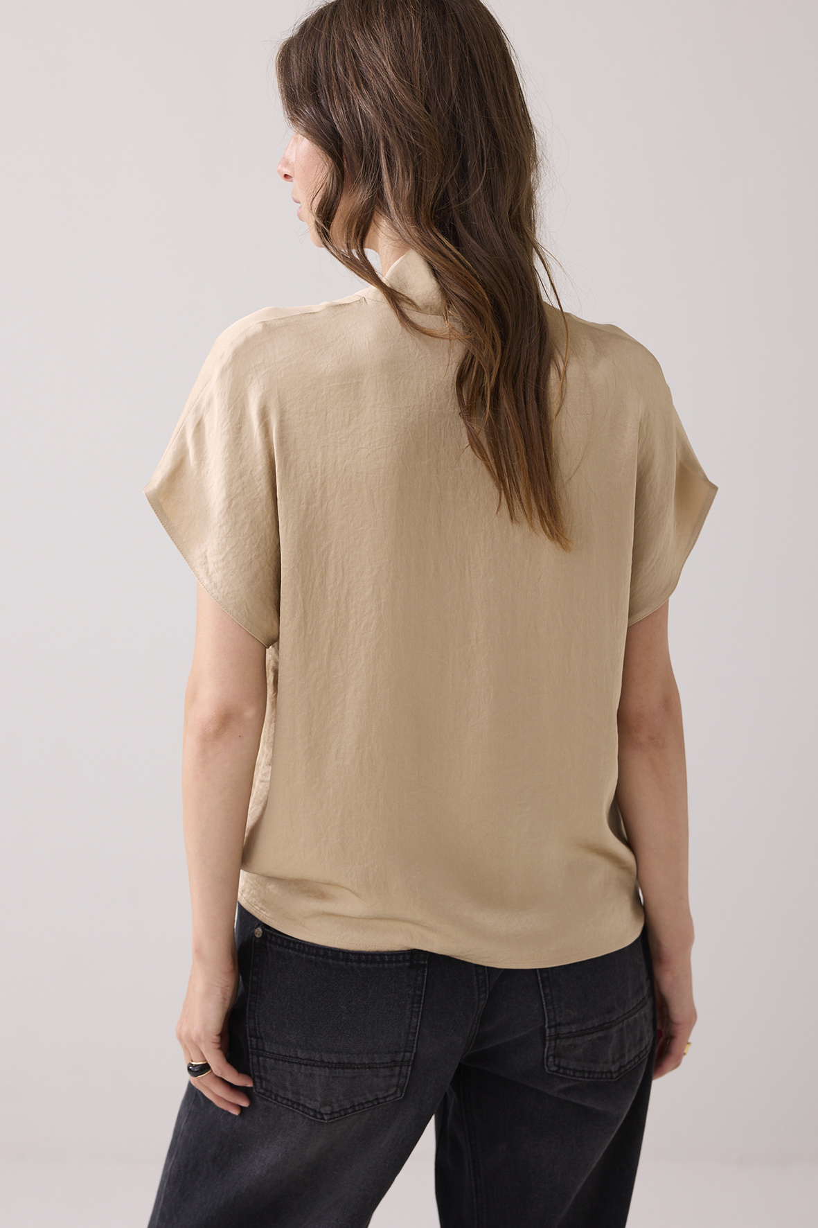 https://cdn.webshopapp.com/shops/223274/files/481717855/file.jpg