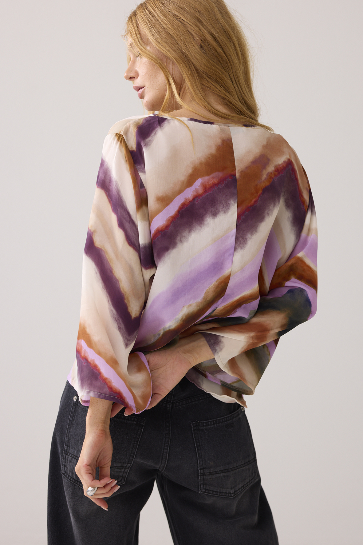 https://cdn.webshopapp.com/shops/223274/files/481719582/file.jpg