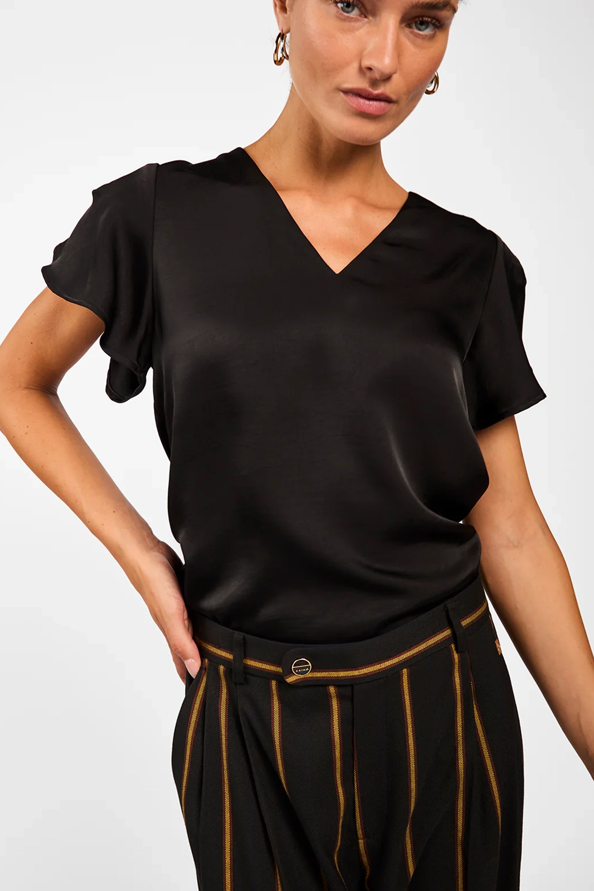 https://cdn.webshopapp.com/shops/223274/files/481841941/file.jpg