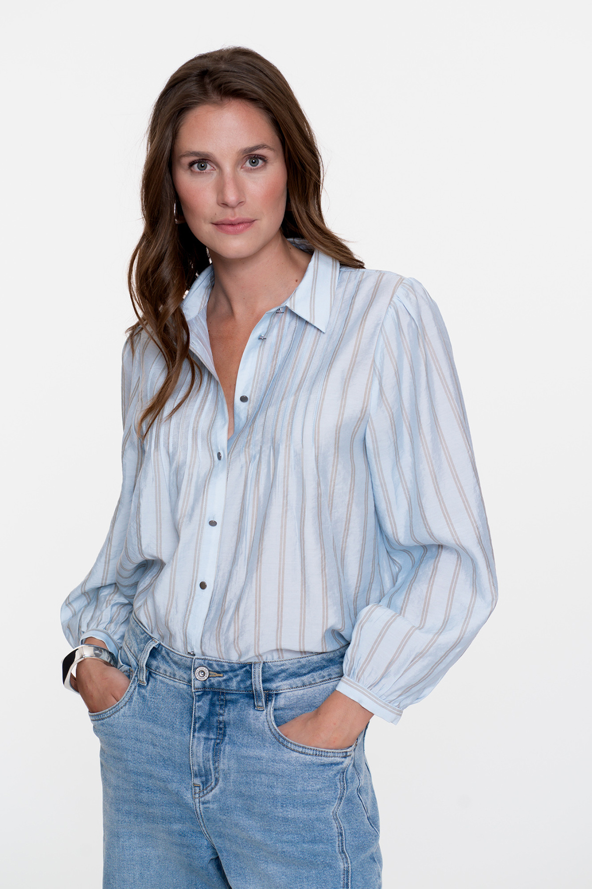 https://cdn.webshopapp.com/shops/223274/files/481861940/file.jpg