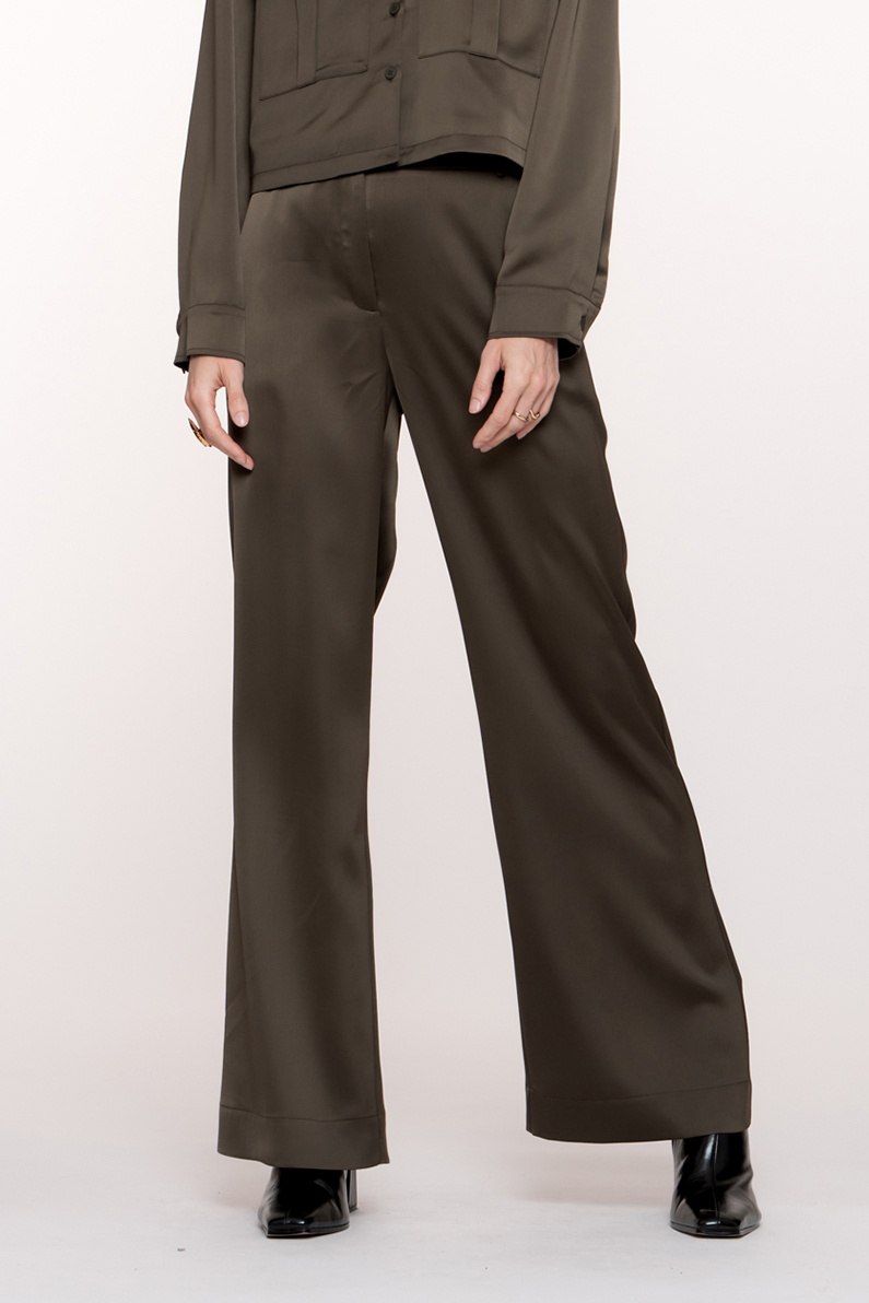 https://cdn.webshopapp.com/shops/223274/files/481862793/file.jpg