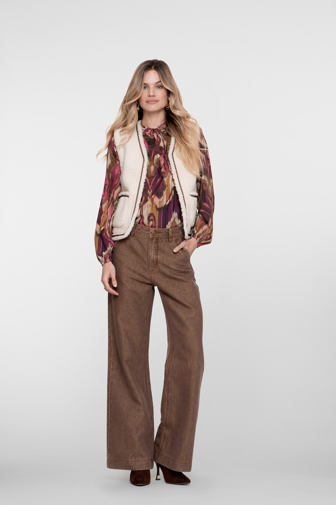 https://cdn.webshopapp.com/shops/223274/files/482320162/file.jpg