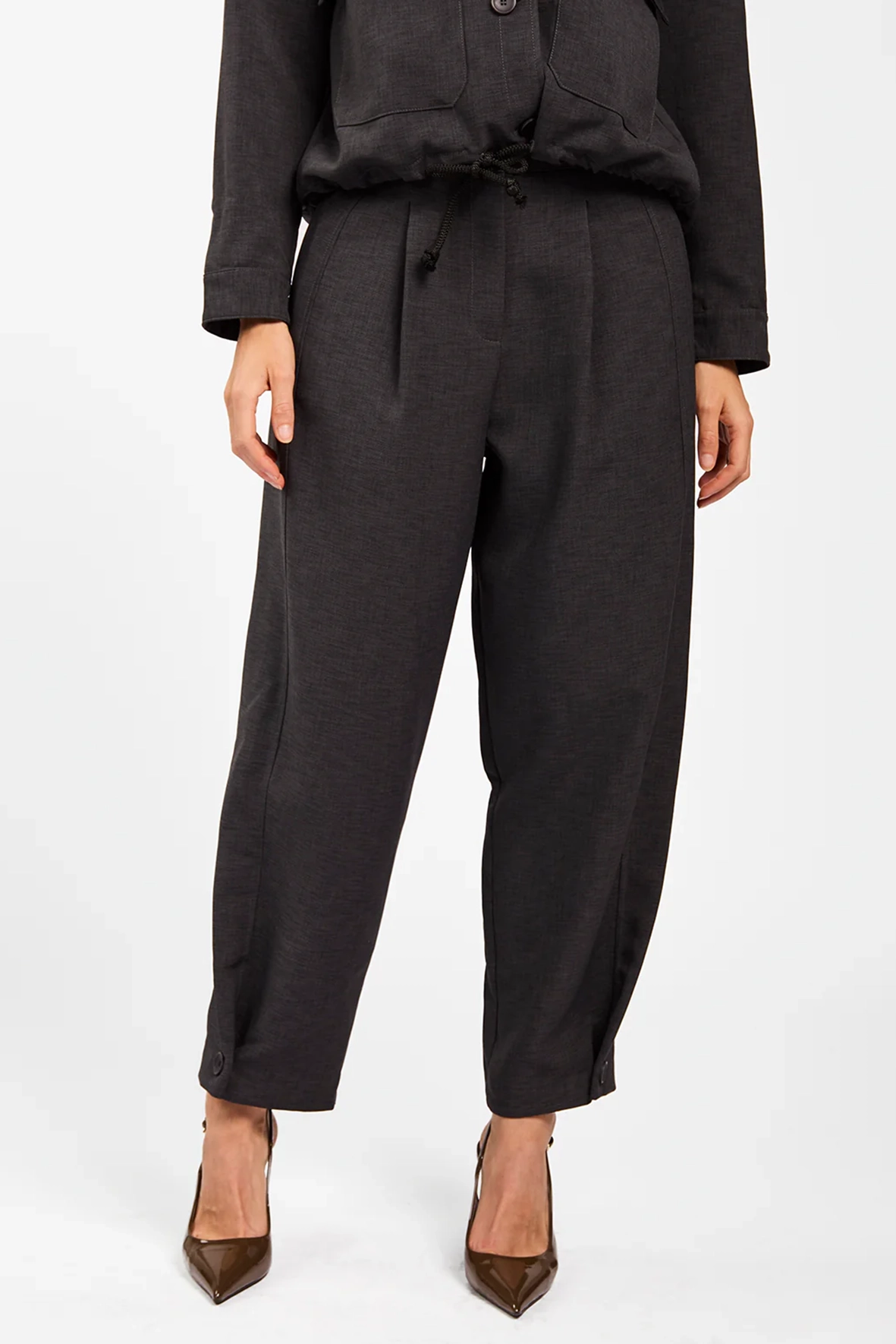 https://cdn.webshopapp.com/shops/223274/files/482505755/file.jpg