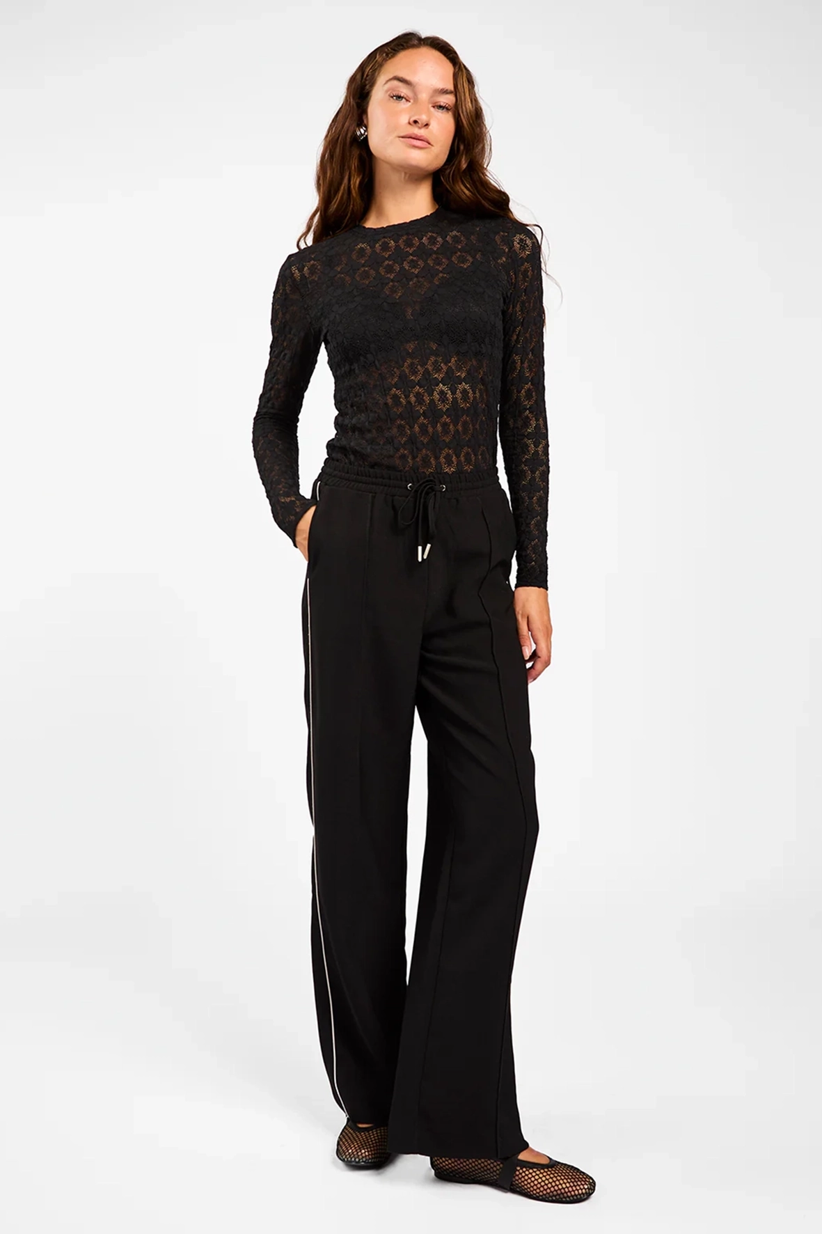 https://cdn.webshopapp.com/shops/223274/files/482508464/file.jpg