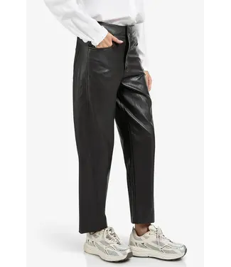 Yaya Faux leather carrot fit trousers