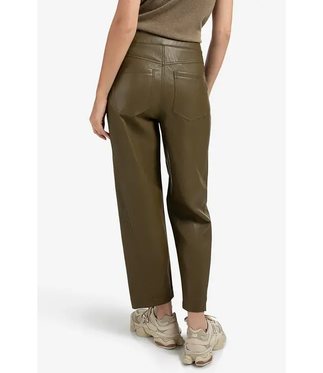 Yaya 01-309221-509 Faux leather carrot fit trouser