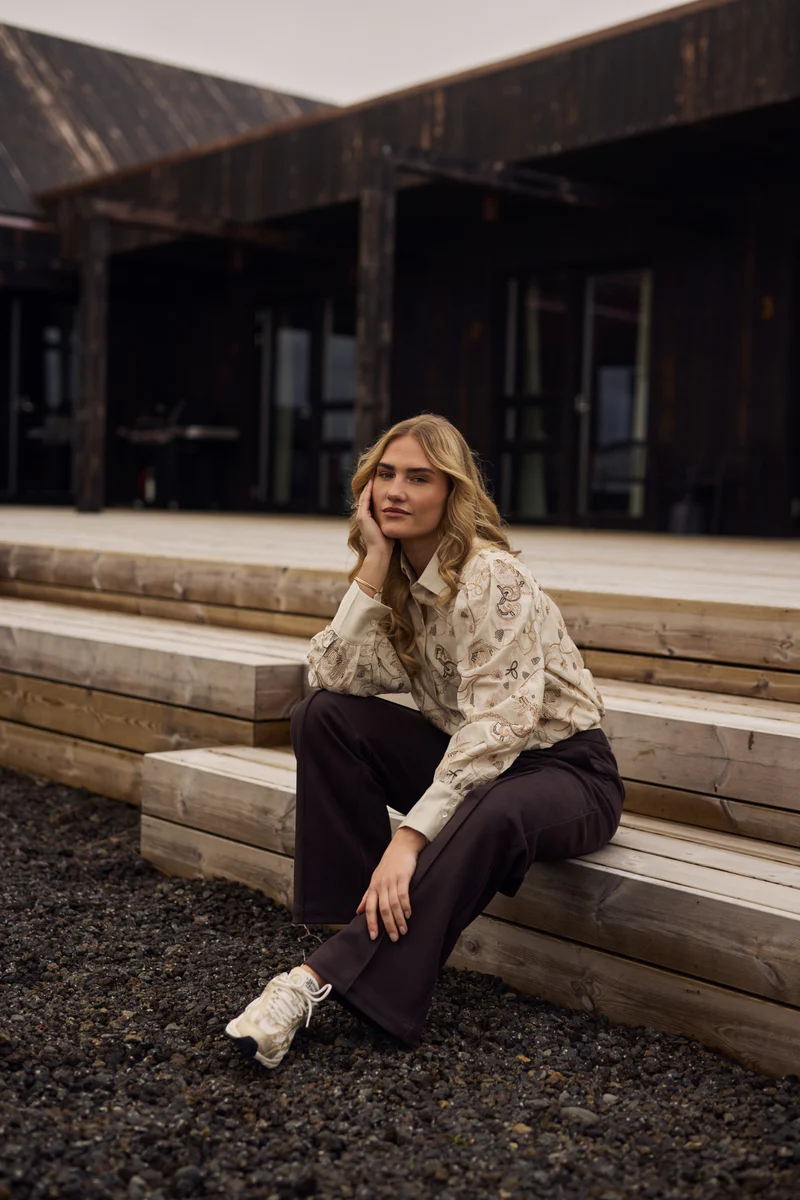 https://cdn.webshopapp.com/shops/223274/files/483233788/file.jpg