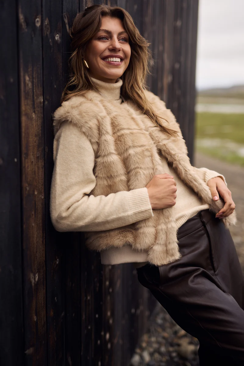 https://cdn.webshopapp.com/shops/223274/files/483236084/file.jpg